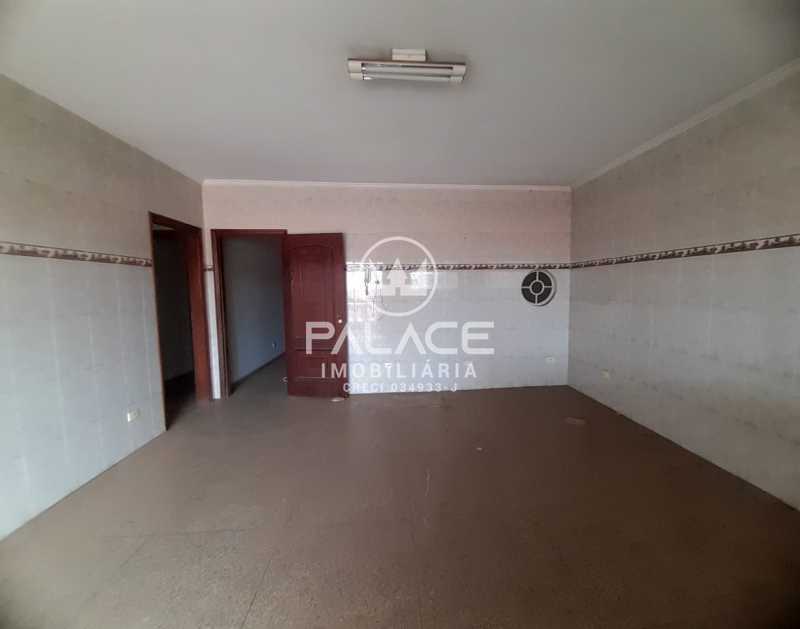 Casa Comercial para alugar com 3 quartos, 152m² - Foto 11