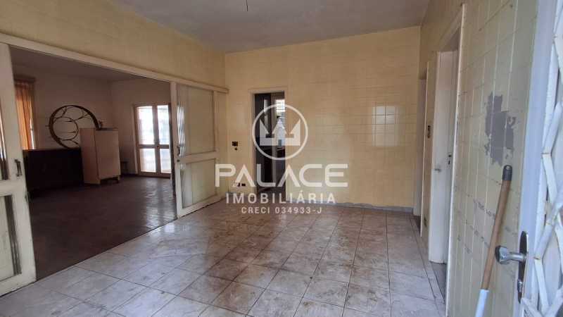 Casa à venda com 3 quartos, 226m² - Foto 14