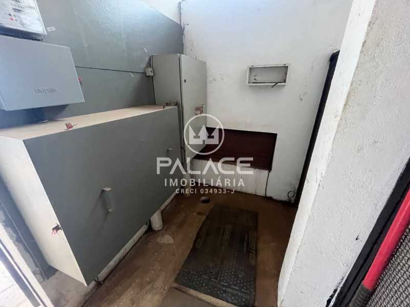 Casa Comercial à venda, 496m² - Foto 23