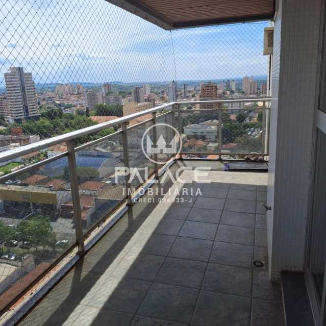 Apartamento à venda com 3 quartos, 178m² - Foto 1