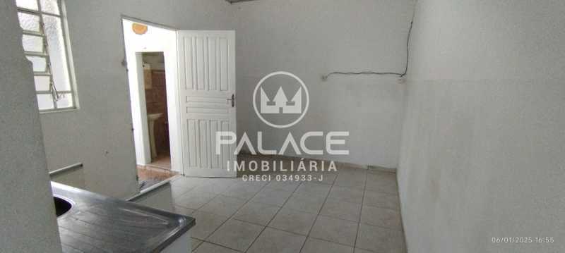 Casa de Vila para alugar com 1 quarto, 40m² - Foto 18