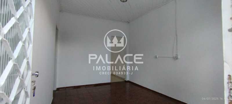 Casa de Vila para alugar com 1 quarto, 40m² - Foto 2