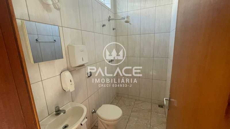 Casa Comercial para alugar com 4 quartos, 100m² - Foto 6