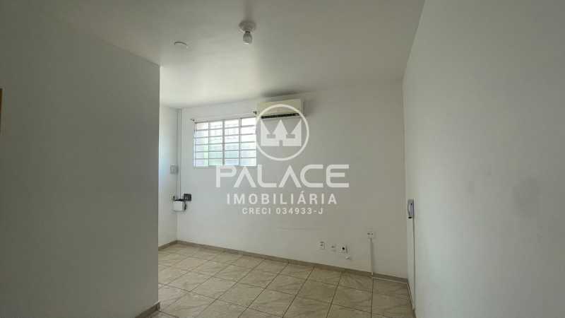 Casa Comercial para alugar com 4 quartos, 100m² - Foto 9