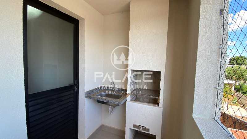 Apartamento à venda com 2 quartos, 6515m² - Foto 2