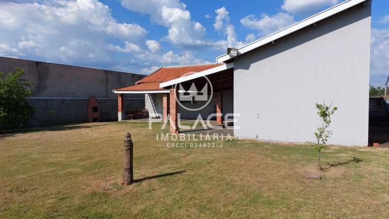 Chácara à venda com 2 quartos, 1200m² - Foto 3