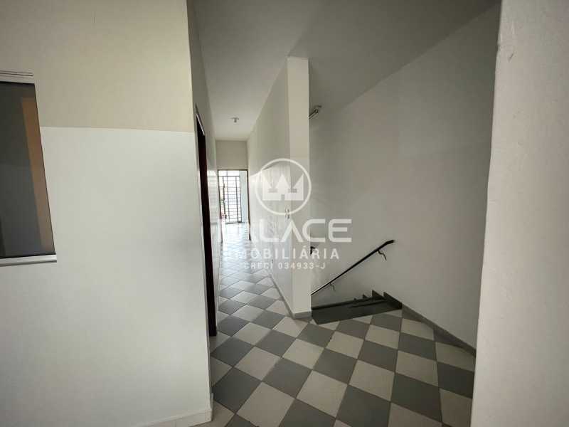 Casa Comercial para alugar com 2 quartos, 100m² - Foto 1