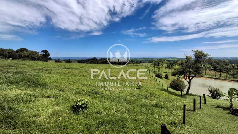 Sítio à venda com 6 quartos, 800m² - Foto 1