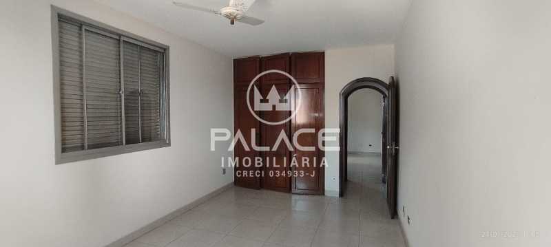 Apartamento para alugar com 3 quartos, 183m² - Foto 16