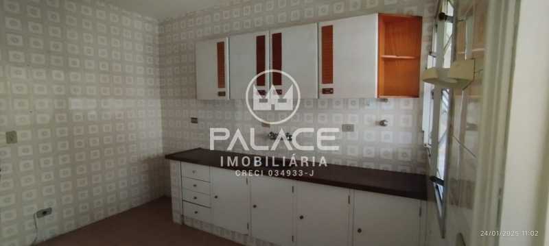 Apartamento para alugar com 3 quartos, 183m² - Foto 27