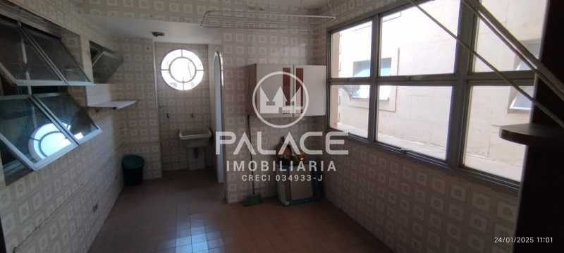 Apartamento para alugar com 3 quartos, 183m² - Foto 30