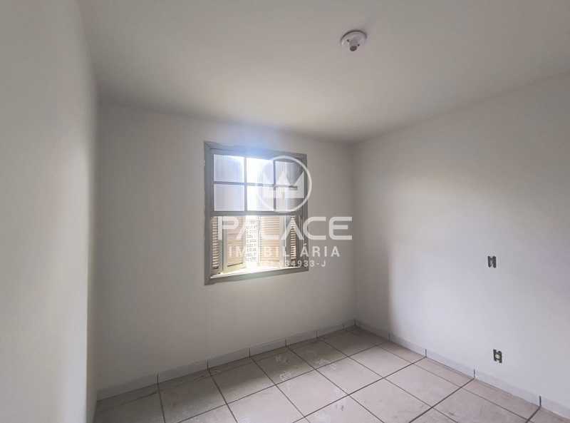 Casa para alugar com 3 quartos, 187m² - Foto 14