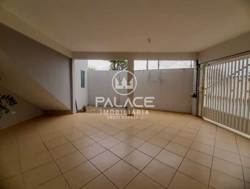 Casa para alugar com 3 quartos, 243m² - Foto 4