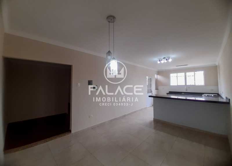 Casa para alugar com 3 quartos, 243m² - Foto 14