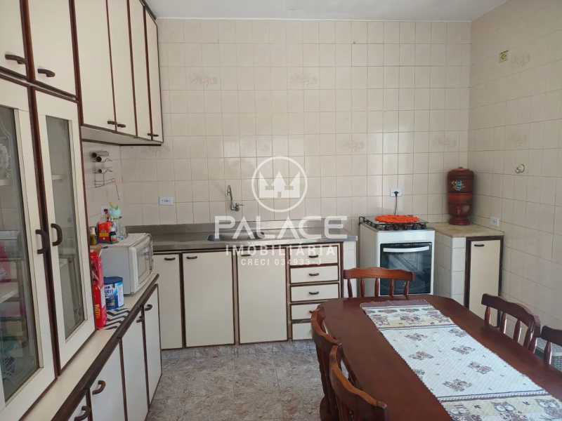 Casa à venda com 5 quartos, 102m² - Foto 7