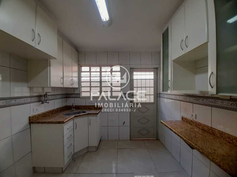 Casa para alugar com 3 quartos, 100m² - Foto 11