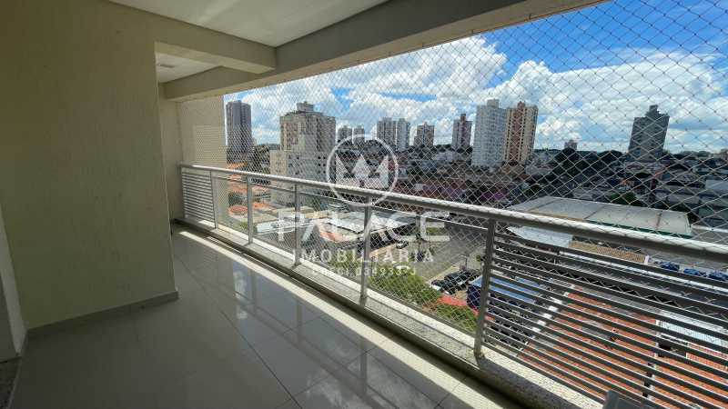 Apartamento para alugar com 3 quartos, 150m² - Foto 3