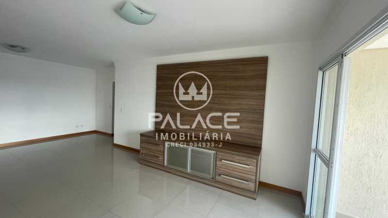 Apartamento para alugar com 3 quartos, 150m² - Foto 2