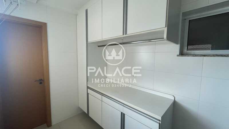 Apartamento para alugar com 3 quartos, 150m² - Foto 12