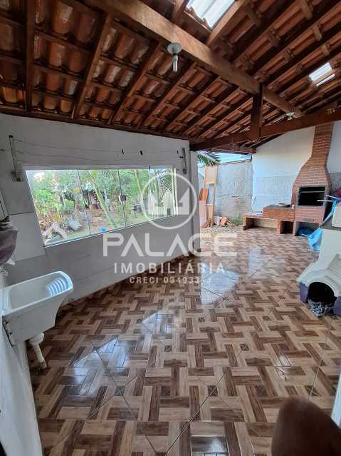 Casa à venda com 3 quartos, 211m² - Foto 18