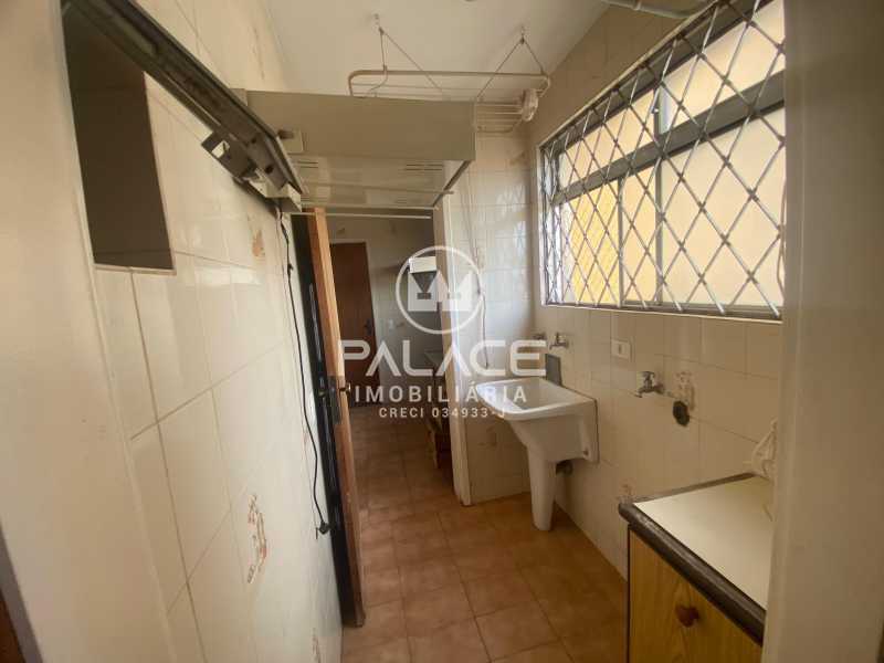 Apartamento para alugar com 3 quartos, 90m² - Foto 8