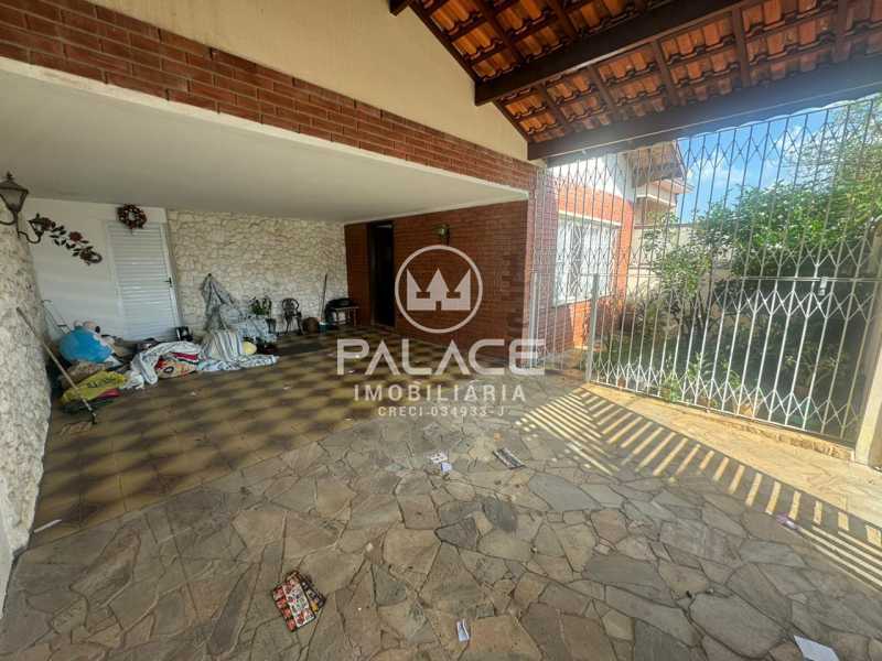 Casa à venda com 3 quartos, 166m² - Foto 4