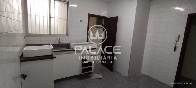 Apartamento para alugar com 2 quartos, 83m² - Foto 21