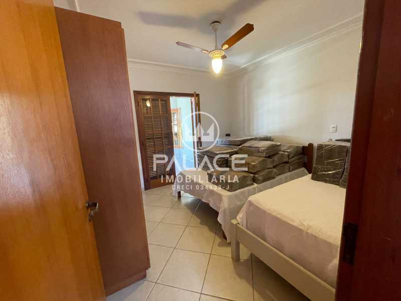 Casa de Condomínio à venda com 4 quartos, 290m² - Foto 16