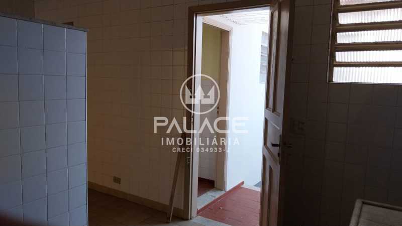 Casa à venda com 2 quartos, 90m² - Foto 10