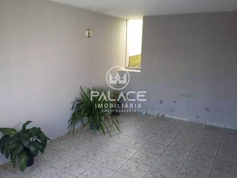 Casa à venda com 3 quartos, 101m² - Foto 4