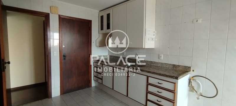 Apartamento para alugar com 2 quartos, 89m² - Foto 18