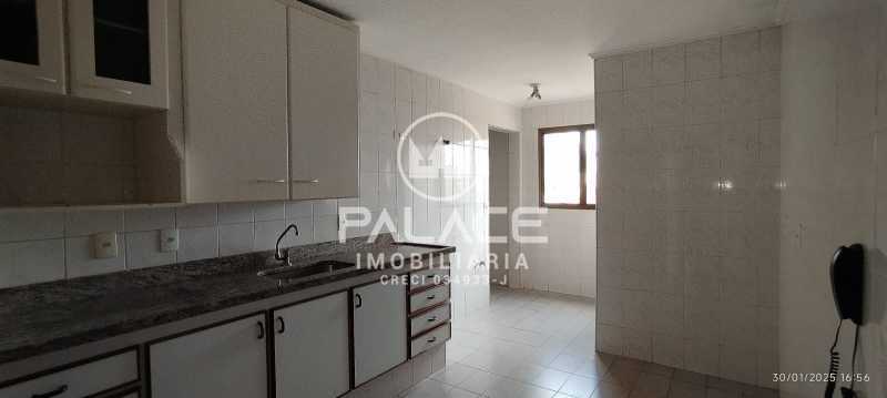 Apartamento para alugar com 2 quartos, 89m² - Foto 26