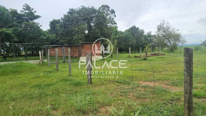 Fazenda à venda com 3 quartos, 400m² - Foto 10