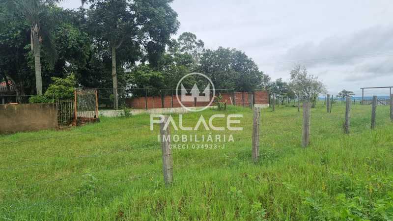 Fazenda à venda com 3 quartos, 400m² - Foto 21