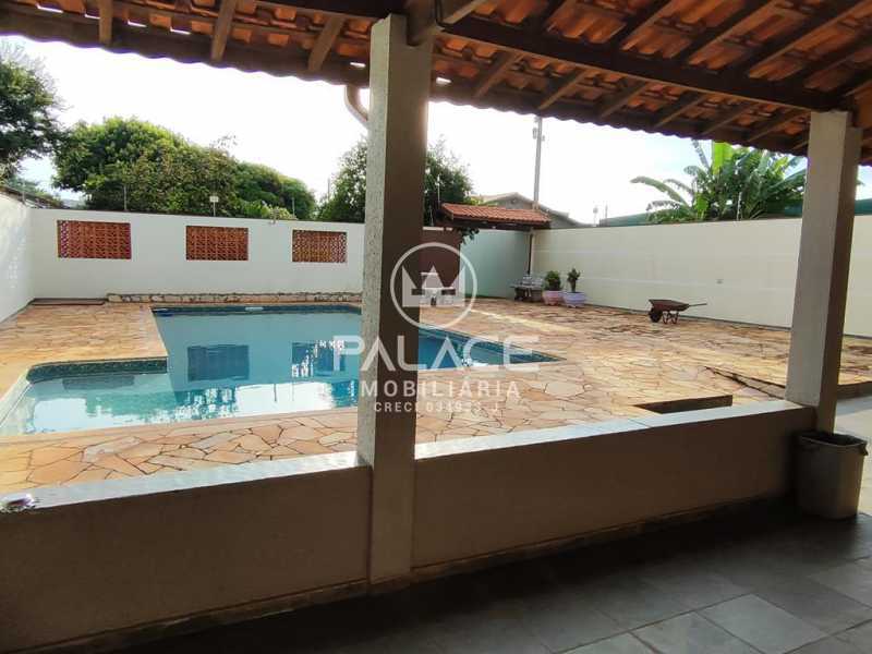 Chácara à venda com 1 quarto, 180m² - Foto 24