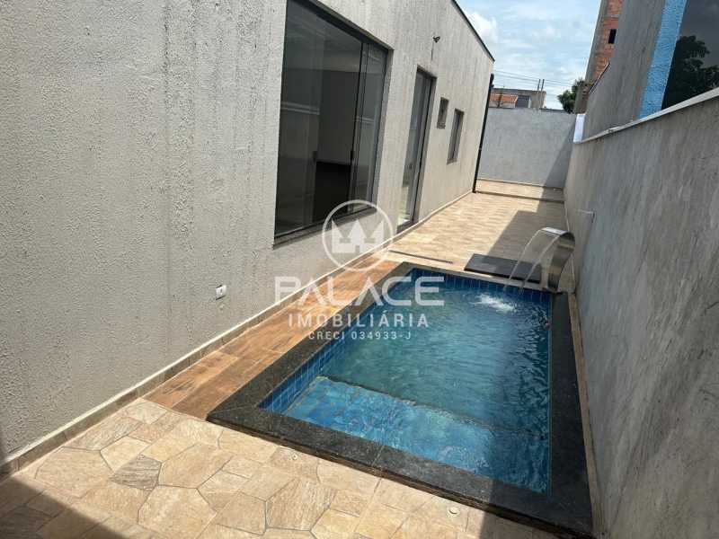 Casa à venda com 2 quartos, 120m² - Foto 14