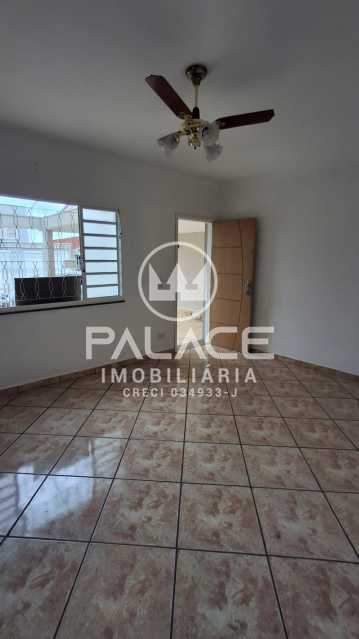 Casa à venda com 3 quartos, 160m² - Foto 4