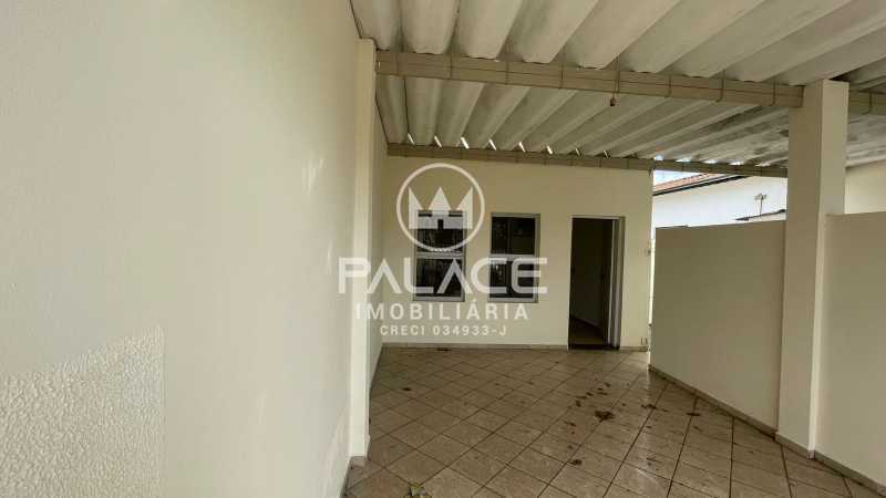 Casa para alugar com 1 quarto, 126m² - Foto 1