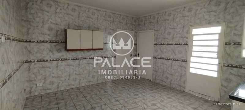 Apartamento para alugar com 2 quartos, 80m² - Foto 28