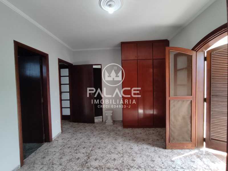 Casa à venda e aluguel com 6 quartos, 376m² - Foto 21