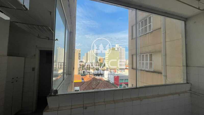 Apartamento para alugar com 3 quartos, 124m² - Foto 4