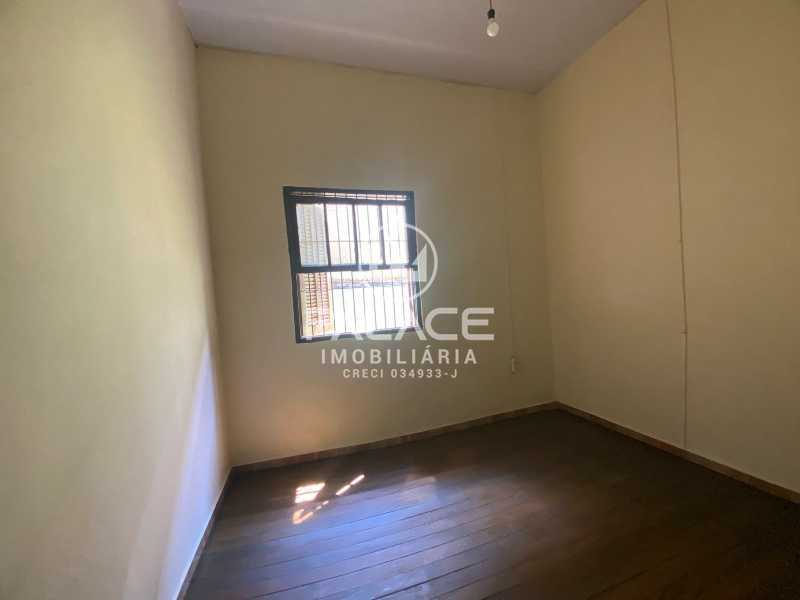 Casa para alugar com 2 quartos, 137m² - Foto 8