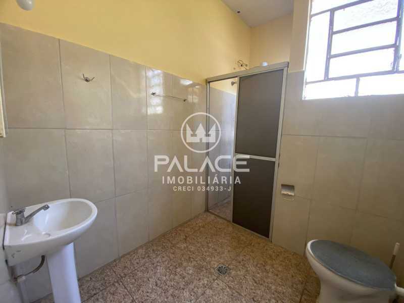 Casa para alugar com 2 quartos, 128m² - Foto 19