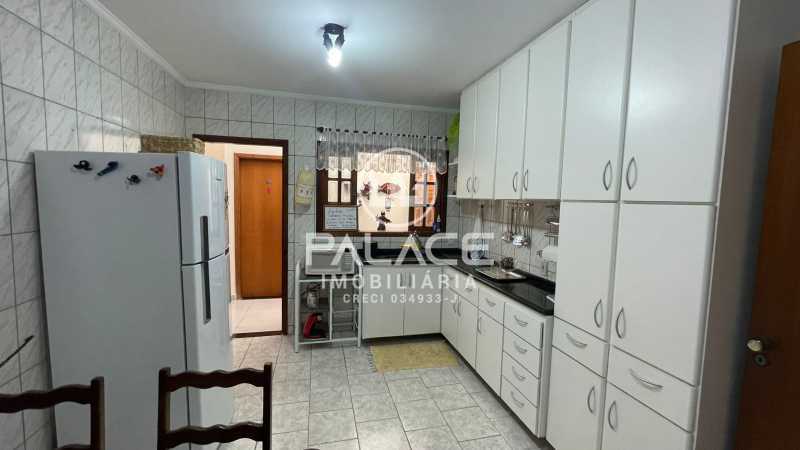 Casa para alugar com 3 quartos, 135m² - Foto 13