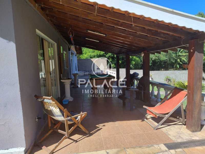 Chácara à venda com 3 quartos, 239m² - Foto 8