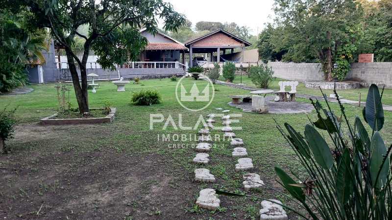 Chácara à venda com 3 quartos, 239m² - Foto 20