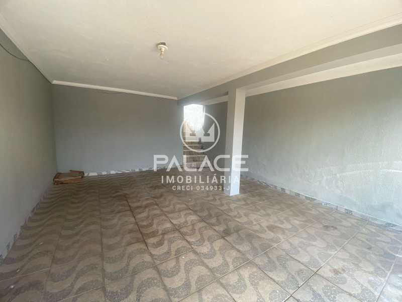 Casa para alugar com 2 quartos, 121m² - Foto 2