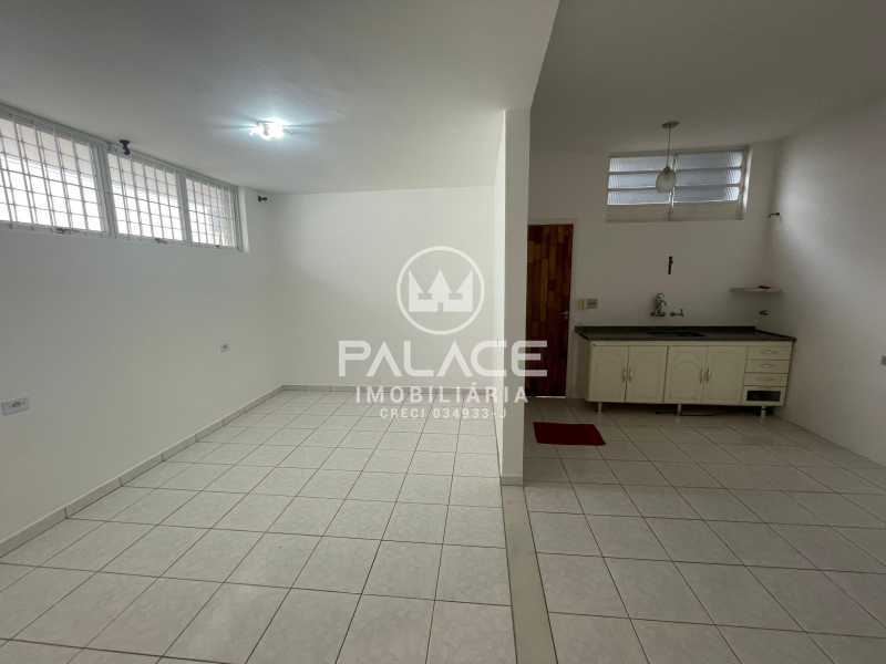 Casa para alugar com 2 quartos, 87m² - Foto 2