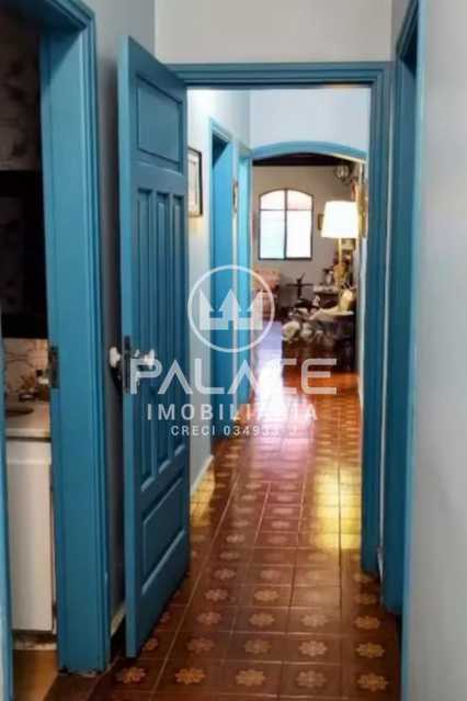 Casa à venda com 3 quartos, 334m² - Foto 3