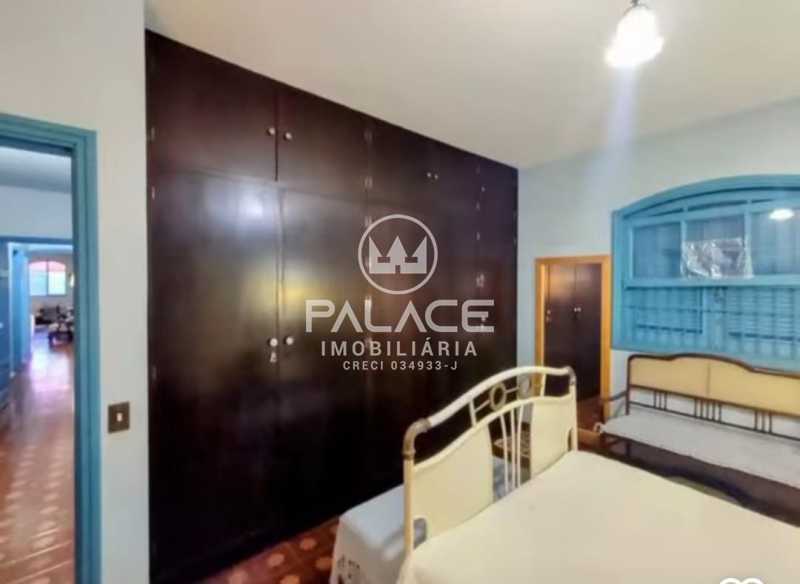 Casa à venda com 3 quartos, 334m² - Foto 11